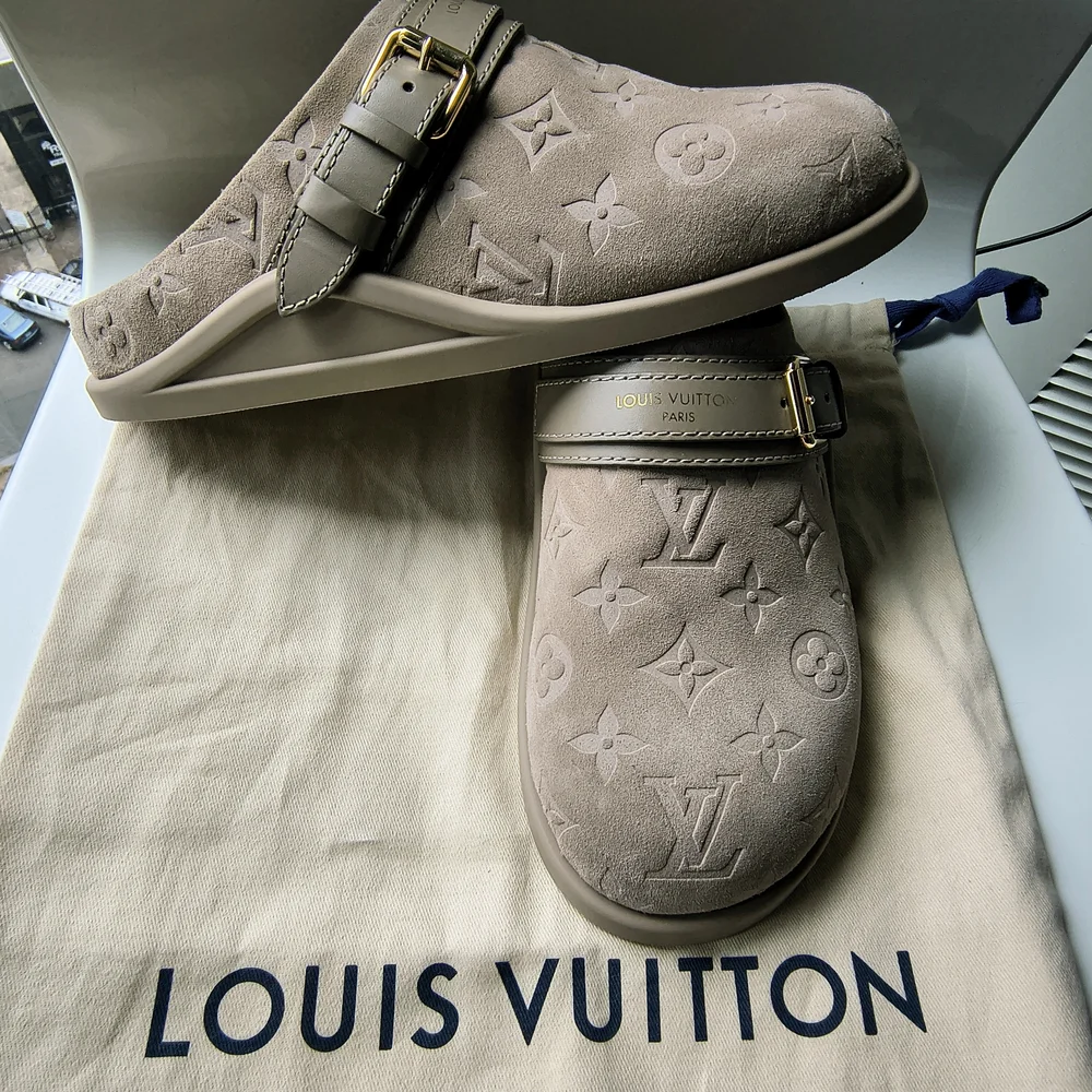 Louis Vuitton Beige Monogram Clogs with Gold Accent - Picture 5 of 7